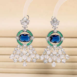 طقم مجوهرات الزركون الكيفار الأخضر الزمردي الفاخر للذكرى السنوية، أقراط وقلادة على شكل ثريا، رائج في أمريكا الشمالية والشرق الأوسط وأفريقيا - Product Image 2