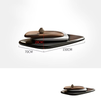 Table basse décorative et polyvalente en matériaux de luxe, disponible en plusieurs tailles