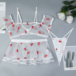 Conjunto de lencería de malla transparente con bordado de cerezas, tentación sexy, conjunto de sujetador de tres piezas al por mayor - Product Image 1