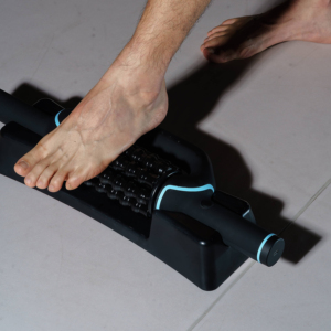 Masajeador de Percusión Rodante con Base Manos Libres Masajeador Corporal Eléctrico para Alivio de Cuerpo Completo, Tejido Profundo y Recuperación Muscular - Product Image 3