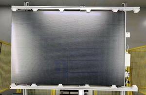Pannello Solare Estetico Colorato BIPV 380-420W Modulo Fotovoltaico N-type TOPCon Arancione Rosso Blu Grigio per Facciate di Edifici e Tetti - Product Image 2