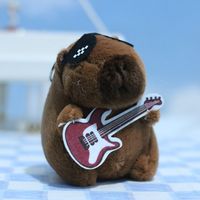 Pendentif Capybara Adorable et Tendance, Figurine en Peluche avec Guitare et Lunettes, Breloque de Sac, Porte-clés 14cm en Polyester PP