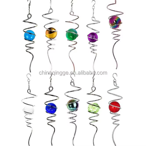 Esfera Decorativa Giratoria con Cola en Espiral y Atrapasueños de Cristal con Gancho Giratorio para Decoración de Interiores, Exteriores y Jardines - Product Image 2