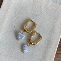 Pendientes Colgantes de Perlas de Agua Dulce Coloridas, Aros Irregulares Barrocos Chapados en Oro, Joyería Minimalista y Delicada para Bodas