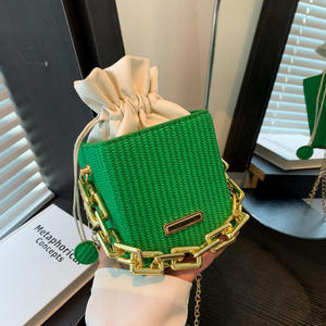 Nouveau Sac à Main Tendance 2026 pour Femme, Sac Carré Petit Format à Bandoulière Unique, Vente en Gros - Product Image 2