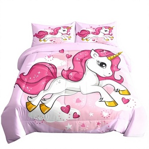 Parure <span class=keywords><strong>de</strong></span> lit trois pièces en microfibre <span class=keywords><strong>rose</strong></span> licorne, personnalisable, imprimée numériquement, ensemble <span class=keywords><strong>de</strong></span> <span class=keywords><strong>couette</strong></span> douce - Product Image 1