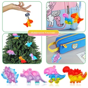 Porte-clés pour enfants en silicone anti-stress et anxiété Mini <span class=keywords><strong>dinosaure</strong></span> en forme de Fidget <span class=keywords><strong>Pop</strong></span> Push <span class=keywords><strong>Pop</strong></span> Bubble Itting Fidget Toy Dinosaur Keychain - Product Image 4