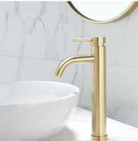 Robinets de lavabo modernes en acier inoxydable à levier unique montés sur le pont en or brossé Robinet haut pour vasque de salle de bains à eau chaude et froide