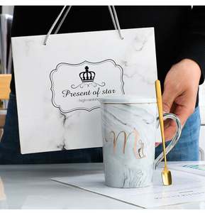 Productos Únicos para Vender en Línea 2025: Juego de Tazas de Cerámica con Tapa y Cuchara, con Caja de Regalo de Terciopelo, Artículos Corporativos Económicos - Product Image 4