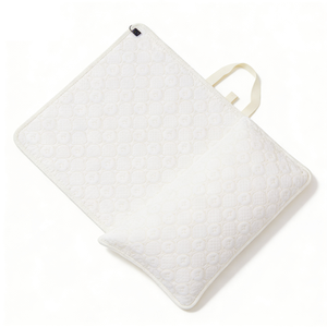 Alfombra Refrigerante para Mascotas, Impermeable y Transpirable, con Base Antideslizante, Superficie Duradera y Fácil de Limpiar, para Uso en Interiores y Exteriores - Product Image 1