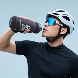 Bouteille d'eau sport en plastique PP5 de 610 ml (20 oz) grande capacité, en stock, pour cyclisme en extérieur, gobelet promotionnel - Product Image 3