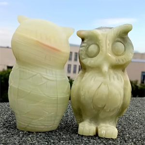 1pc Statue de hibou en pierre de calcite verte naturelle-Décor élégant de hibou avec des yeux expressifs et des plumes détaillées, grand cristal de 10cm - Product Image 6