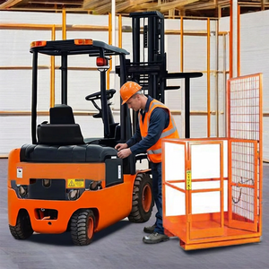 Plataforma de Mantenimiento TAYO, Accesorio para Montacargas con Capacidad de 300 kg y Plataforma Superior de 950x950 mm para Operación de Pie - Product Image 1