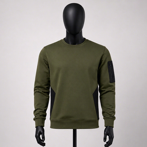 เสื้อสเวตเชิ้ตคอกลมสีเขียวมะกอกสำหรับผู้ชาย ทรงปกติ ดีไซน์กระเป๋าเสื้อ สวมใส่สบาย โลโก้ที่แขนซ้าย สไตล์ฤดูใบไม้ร่วง - Product Image 1