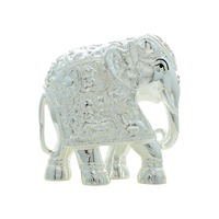 Élégante figurine d'éléphant traditionnelle en métal 3D Vastu, avec un long nez pointu, finition argentée moderne et antique, améliorant l'énergie positive