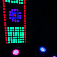 Jeu mural interactif LED pour enfants - Système de jeu d'intérieur éducatif en métal et plastique avec commandes sur le thème de l'aéroport