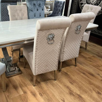 Ensemble de salle à manger de luxe 2026 : Chaises à dossier haut en velours matelassé et table, pour intérieur