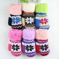 Gants d'hiver Jacquard tricotés à double couche pour enfants mitaines chaudes en fourrure sans doigts pour les activités de plein air