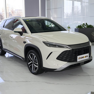 BYD Song <span class=keywords><strong>L</strong></span> DM-<span class=keywords><strong>i</strong></span> 112KM Leading Edition SUV PHEV di medie dimensioni con batteria Blade da 21,8 kWh, auto ibrida plug-in per famiglie - Product Image 4