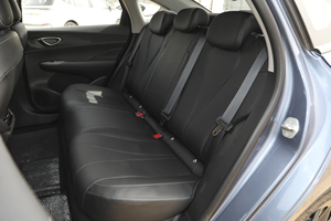 Auto Usado BYD Seal 05DM 2025 DM-i 55KM Híbrido Enchufable de Lujo, 11000km Bajo Kilometraje, Sedán Compacto - Product Image 5