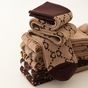 Chaussettes mi-mollet pour femme, style français, <span class=keywords><strong>marque</strong></span> tendance, motif lettre C, double broderie, respirantes, jacquard sans couture, effet Maillard, collection automne - Product Image 2