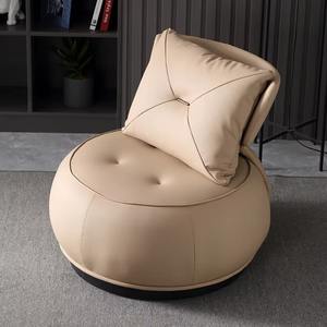 Sillón Individual de Diseño Moderno Italiano para Sala de Estar o Dormitorio, Silla Giratoria Simple con Relleno de Espuma, Estilo Puff, Duradero, Negociable - Product Image 4