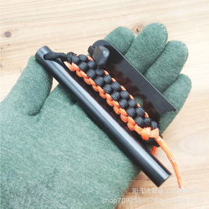 Allume-feu en magnésium avec cordon paracorde, outil de survie pour le camping en plein air, bâton de feu 13130 - Product Image 4