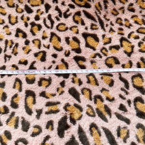 Kunstfell mit Leopardenmuster aus Kaninchenimitat für Autopolsterung im Großhandel - Product Image 6