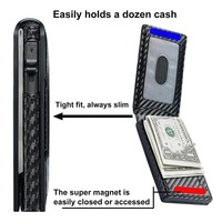 Dompet pendek pria mewah kustom serat karbon kulit PU bergaris tempat kartu penghalang RFID dengan Popup casing penutup aluminium Dompet
