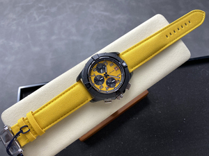 Nuevo reloj de lujo para hombre con esfera amarilla y cronógrafo multifunción estilo de diseñador personalizado al por mayor - Product Image 4