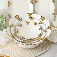 Ensemble de bols en céramique de luxe en forme de bateau avec bordure dorée et motif papillon en relief, 9 pouces/11 pouces, pour salade, fruits et décoration de table