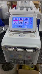 Appareil de beauté professionnel 6 en 1 pour hydrodermabrasion, pulvérisation d'eau, peeling, nettoyage du visage, élimination des points noirs - Product Image 4