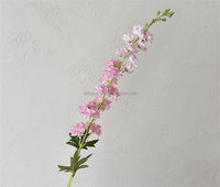 B-301Wholesale bunga populer kain mewah Delphinium bunga pernikahan sutra bunga buatan Delphinium Pink