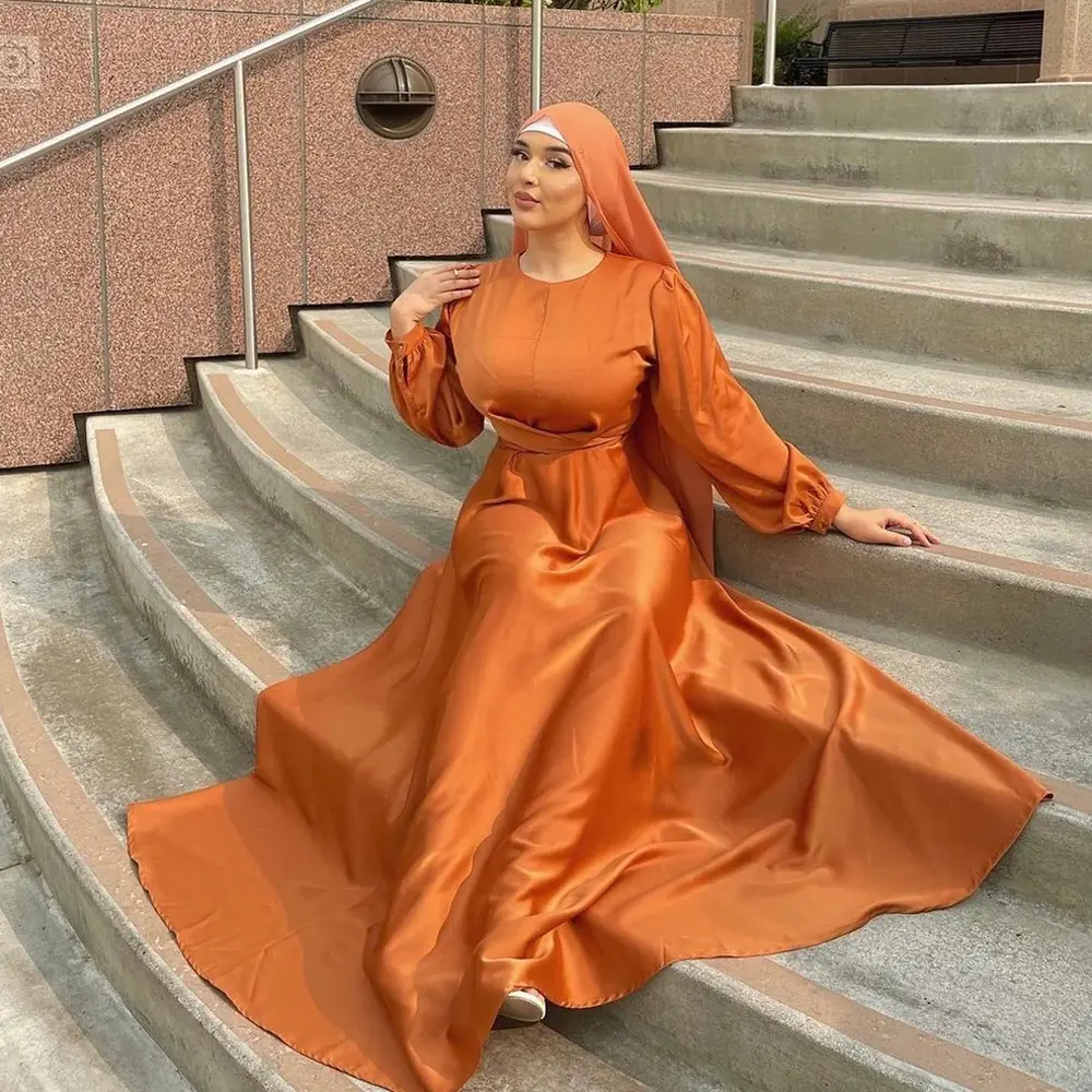 Nuevo modelo de satén en capas de Color naranja claro Abaya en Dubai 2023 étnico señoras Abaya para la escuela ropa islámica Pakistán