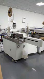 Machine d'insertion de bornes en étain multifonctionnelle automatique à double tête et à 2 côtés - Product Image 4