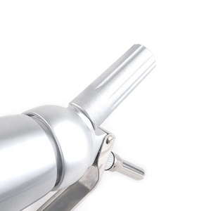 Distributeur de crème fouettée 500 ml, cartouche de crème fouettée avec 3 buses décoratives et brosse de nettoyage, distributeur de crème fouettée anti-fuite - Product Image 6