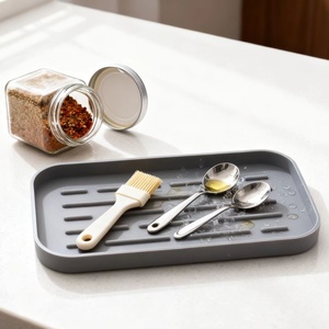 Plateau organisateur multifonctionnel en silicone avec distributeur de savon et support pour éponge, pour évier de cuisine et salle de bain - Product Image 5