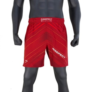 Pantalones Cortos Rojos de Lucha Libre con Absorción de Humedad y Transpirables, Diseño con Abertura Lateral y Cintura Elástica para Entrenamiento y Calentamiento de Luchadores - Product Image 2