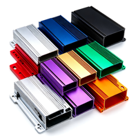 Boîtier en profilé d'aluminium pour dissipation thermique, boîtier de carte PCB en alliage d'aluminium avec ailettes de refroidissement pour la surveillance de l'alimentation électrique