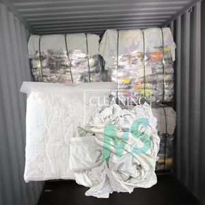 Chiffons en coton blanc compressés, triés, pour le nettoyage industriel et les tâches d'entretien des plateformes de forage offshore - Product Image 1
