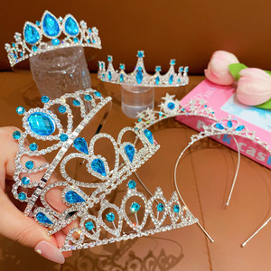BELLE WORLD Tiaras y <span class=keywords><strong>Coronas</strong></span> para Niñas y Mujeres, Tiara <span class=keywords><strong>de</strong></span> Princesa Plateada, <span class=keywords><strong>Coronas</strong></span> al por Mayor, <span class=keywords><strong>Coronas</strong></span> <span class=keywords><strong>de</strong></span> <span class=keywords><strong>Rapunzel</strong></span> para Cumpleaños - Product Image 1