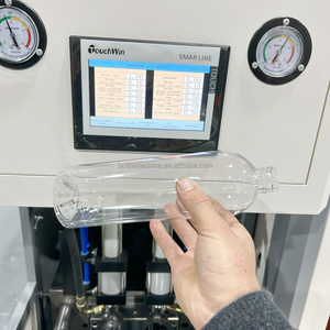 Macchina per Soffiaggio a 2 Cavità Personalizzabile, Semi-Automatica, 1000BPH per Produzione di Bottiglie PET da 150-2000ml, Design Unico - Product Image 6