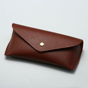 Estuche para Gafas de Sol Personalizado con Logotipo, Diseño Moderno, Material Suave con Textura Granulada, Anti-estrés, PU - Product Image 5