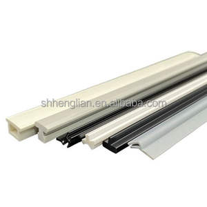 Perfiles de Plástico Moldeados por Inyección Personalizados (PVC/PC/ABS) Cubiertas de Luces Rieles para Automóviles Tubos de Exhibición - Product Image 2