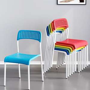 Silla de Comedor de Plástico con Respaldo para Adultos, Uso en Interiores - Product Image 3