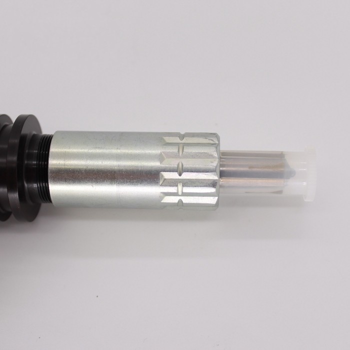 diesel fuel injector 095000-5450 ME302143 injector for Fuso Mitsubishi 6M60, 6M60T, 6M60-T1 common rail injector 095000-5450