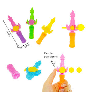 Jouets de <span class=keywords><strong>bonbons</strong></span> vides épée de dessin animé avec soucoupe volante distributeur de conteneurs de jouets pour <span class=keywords><strong>bonbons</strong></span> en vrac promotionnels <span class=keywords><strong>bonbons</strong></span> sucrés au sucre - Product Image 1