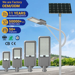 ไฟถนนโซลาร์เซลล์กลางแจ้งแบบกันน้ำ IP65 สำหรับโรงงานอุตสาหกรรม  300W 400W 500W  ตัวเรือนอะลูมิเนียม  แบตเตอรี่ PC Lifepo4 - Product Image 1