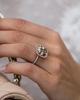 JOVOVASMILE Bague de fiançailles et de mariage en or rose 9K avec moissanite en forme de coussin de champagne hybride glacé 8CT pour femme, cadeau