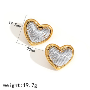 Boucles d'oreilles clous en acier inoxydable en forme de cœur, bicolores or et argent, élégantes et tendance, bijoux cadeau pour femme - Product Image 4